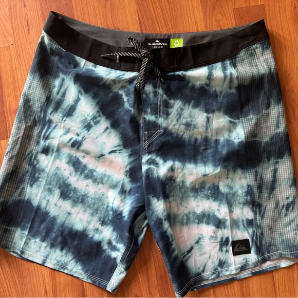 Quiksilver Other - Quicksilver board shorts